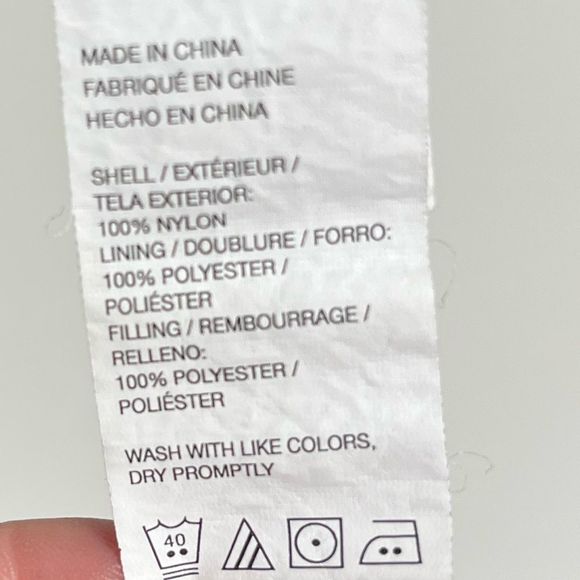 IZOD men’s black puffer vest, big and tall GUC size 2XL - Picture 6 of 9